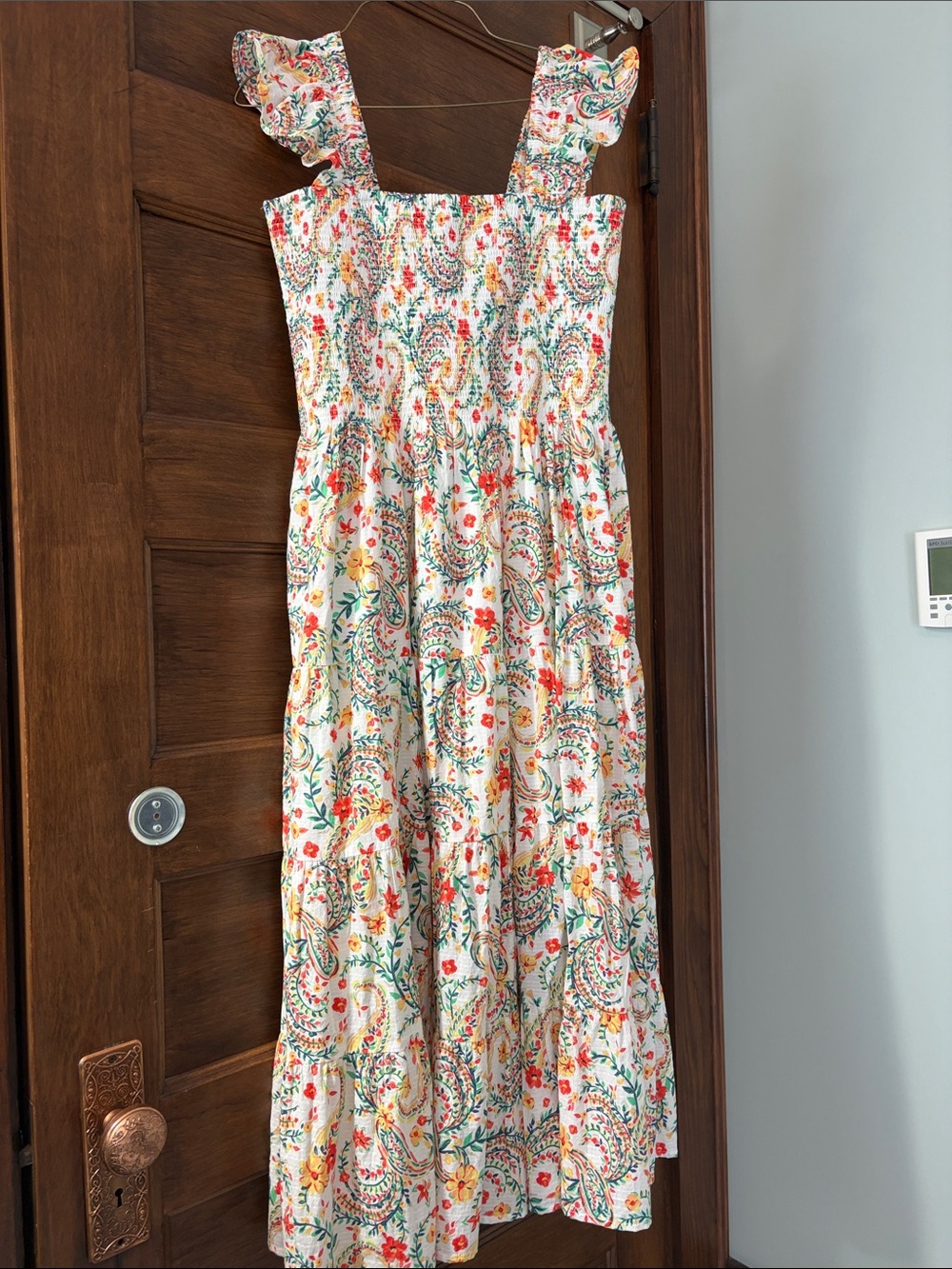 Lands End smocked women’s floral dress with ruffles size medium